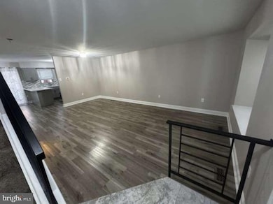 527 Maple Glen Cir, Pottstown, PA 19464 - photo 7