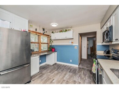 4128 39th Place, Des Moines, IA 50310 - photo 5