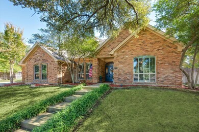 2208 Edgewater Ct, Bedford, TX 76021 - photo 2