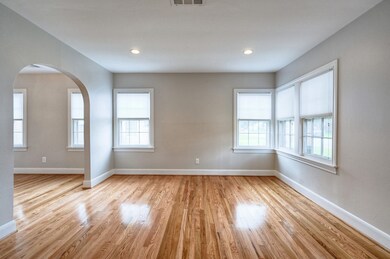 310 Eleanor St, Houston, TX 77009 - photo 6