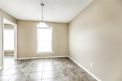 14916 W 65th St, Shawnee, KS 66216 - photo 4