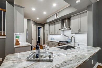 1900 Vermont St unit A, Houston, TX 77019 - photo 5