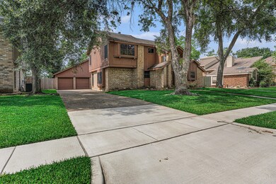 602 Crestwood Dr, El Lago, TX 77586 - photo 3