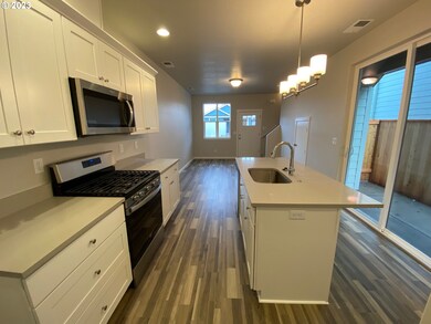 1875 SE Mulberry Ave unit 25, Dallas, OR 97338 - photo 5