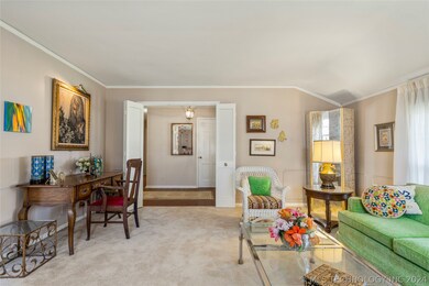 ELEGANT FORMAL LIVING ROOM WITH ABUNDANT WINDOWS F