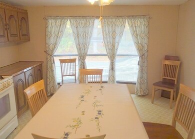 16 Lincoln Cir, Carver, MA 02330 - photo 5