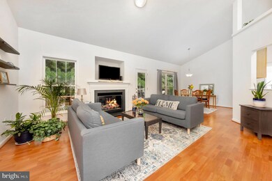 225 Dogwood Ave, Colonial Beach, VA 22443 - photo 2