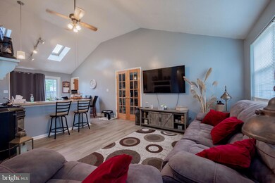 7 Candy Ct, New Castle, DE 19720 - photo 2