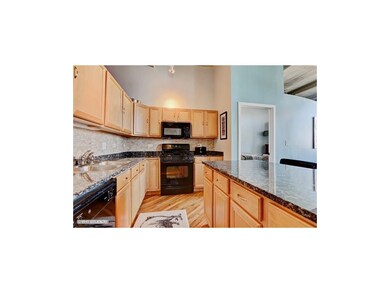 2107 Grand Blvd unit 804, Kansas City, MO 64108 - photo 7