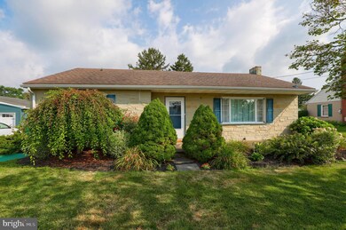 737 School Ln, New Holland, PA 17557 - photo 2