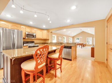 1606 Burlington Ave, Lisle, IL 60532 - photo 6