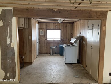 38 Tilda Hill Rd, Florida, MA 01247 - photo 3