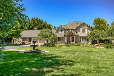 280 Kingsgate Way, Grants Pass, OR 97527 - photo 2