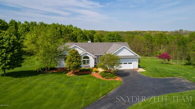 10076 Southridge Dr-10