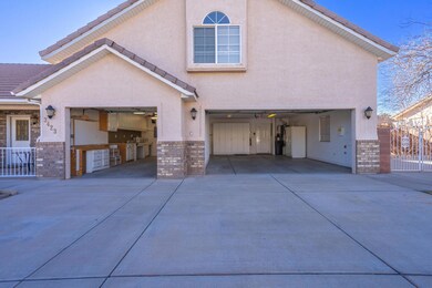 3423 Red Butte Dr-006
