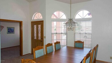 2432 S Honeysuckle Cir, Mesa, AZ 85209 - photo 2