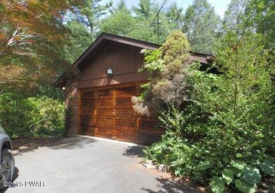 693 Milford Rd, Milford, PA 18337 - photo 5