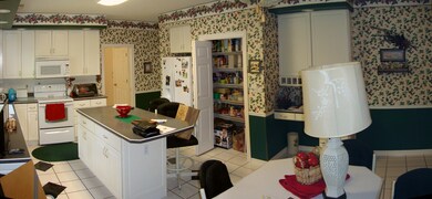 Pano kitchen 2