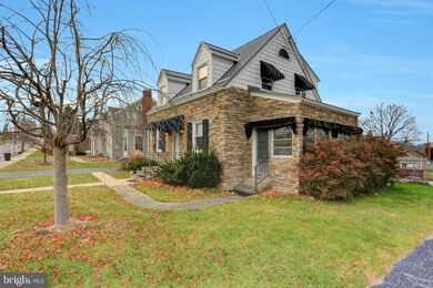 312 N Grant St, Waynesboro, PA 17268 - photo 2
