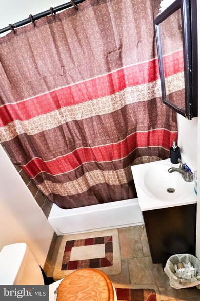 235 N 52nd St, Philadelphia, PA 19139 - photo 5