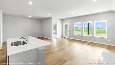 8522 E Fort Worth St, Broken Arrow, OK 74014 - photo 4