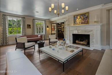 80 Round Hill Rd, Greenwich, CT 06831-14