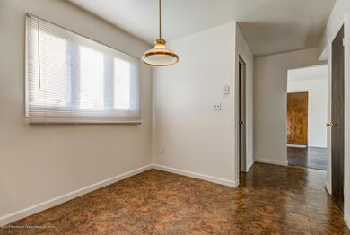 262 Florence Ave Long Branch-large-009-1