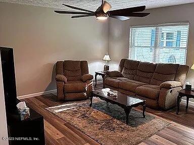 1135 Pangola Dr, Jacksonville, FL 32205 - photo 3