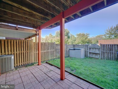 9314 Lawson Ln, Laurel, MD 20723 - photo 5