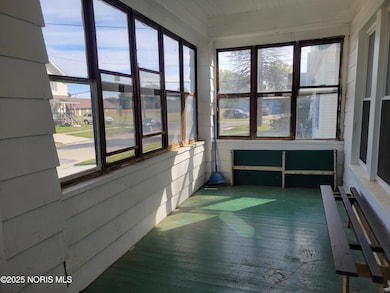 1810 Pool St, Toledo, OH 43605 - photo 3