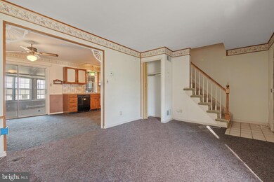 2011 Aspen Ln, Columbia, PA 17512 - photo 6