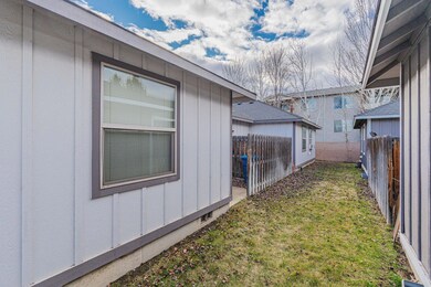 3059 NE Weddell St, Bend, OR 97701 - photo 6