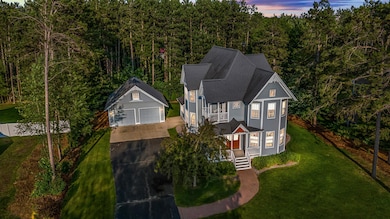 1020 Victorian Ln, Plover, WI 54467 - photo 2