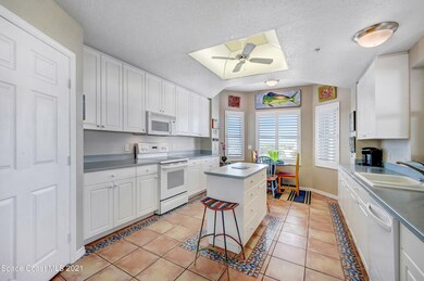 Kitchen with Island