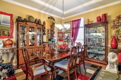 008_Dining Room