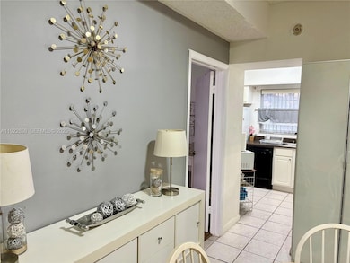 1791 NW 96th Terrace unit 4N, Pembroke Pines, FL 33024 - photo 2