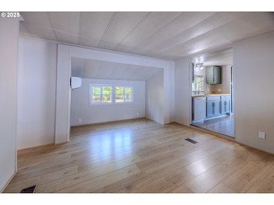 83763 Highway 101 unit 21, Florence, OR 97439 - photo 7