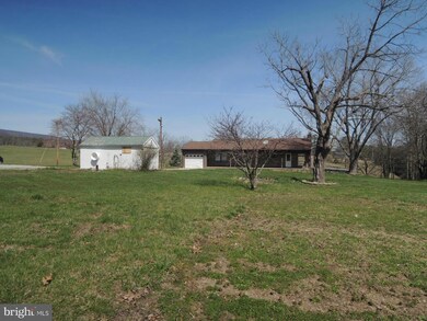 3040 Apple Harvest Dr, Hedgesville, WV 25427 - photo 4