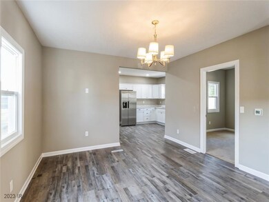 2521 Logan Ave, Des Moines, IA 50317 - photo 5