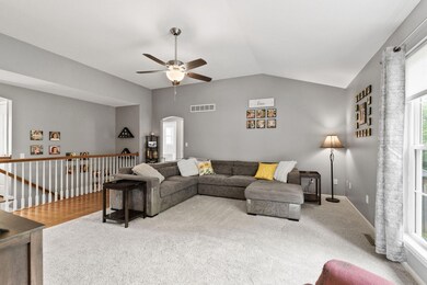 8-web-or-mls-3003-linden-way