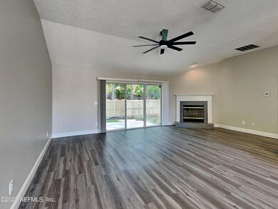 2773 Acorn Park Dr N, Jacksonville, FL 32218 - photo 2