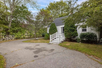 301 Locke Rd, Rye, NH 03870 - photo 4