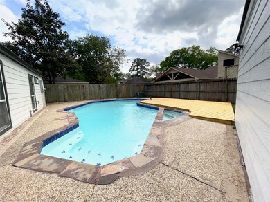 8203 Debbie Gay Dr, Houston, TX 77040 - photo 7
