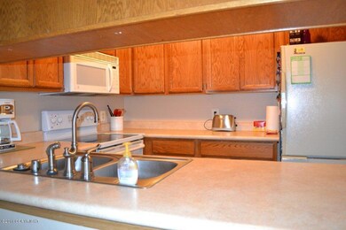 Kitchen (2)