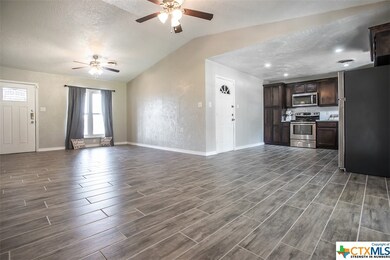 403 Williams St, Copperas Cove, TX 76522 - photo 6