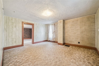 167 Hecla Rd, Mount Pleasant, PA 15666 - photo 3