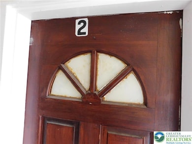 1307 E 4th St unit 1R, Bethlehem, PA 18015 - photo 3