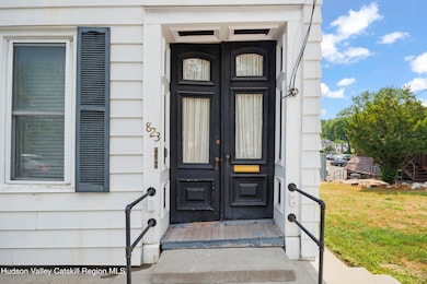 823 Warren St, Hudson, NY 12534 - photo 3