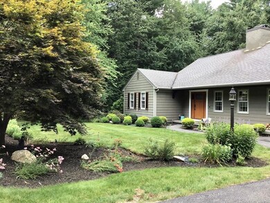 131 Twinbrooke Dr, Holden, MA 01520 - photo 2