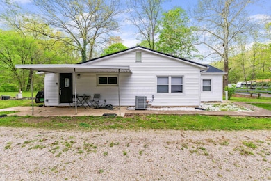 1196 Trego Creek Rd, Chillicothe, OH 45601 - photo 6